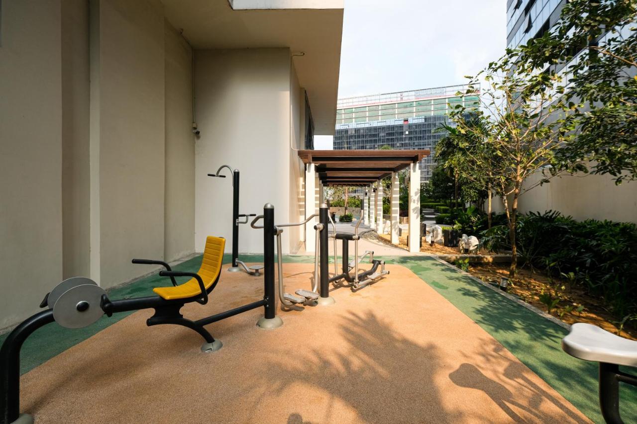 Cityscape View 2Br In Uptown Bgc W 200Mbps Wifi Taguig Eksteriør billede
